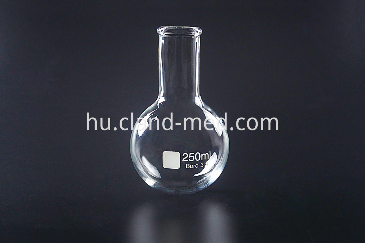 1115 Flat Bottom Boiling Flasks Long Neck (3)